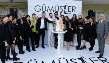 Gümüşler’den görkemli 1. yıl kutlaması Gümüşler’den görkemli 1. yıl kutlaması