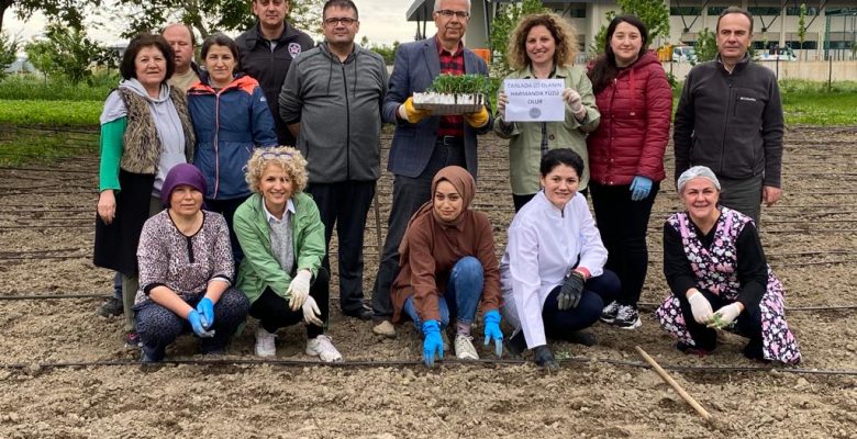 Mustafakemalpaşa MYO’dan yeşil dokunuş