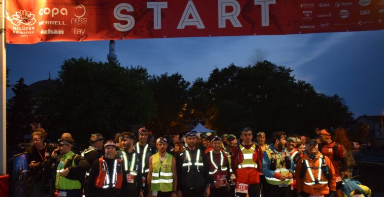Cumhuriyet’in 100. yılında 100 kilometre  koşuyorlar