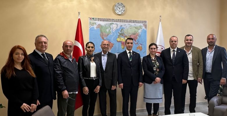 BALKANTÜRKSİAD HEYETİ MACARİSTAN’A GİTTİ…