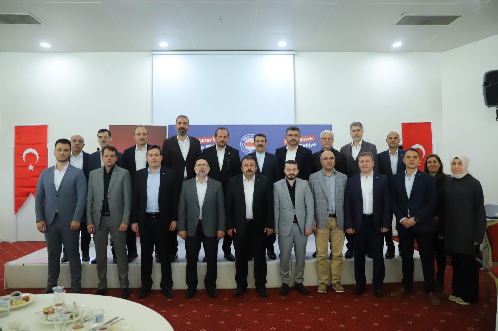 BAŞKAN YÜNKÜL, “BİZ CUMHURBAŞKANIMIZIN LİDERLİĞİNDEKİ İRADEYE SAHİP ÇIKACAĞIZ”