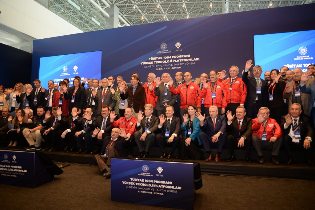 Üniversite tarihinin en büyük projesinde imzalar atıldı