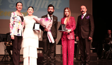 Unutulmayan şarkılarla müzik dolu gece