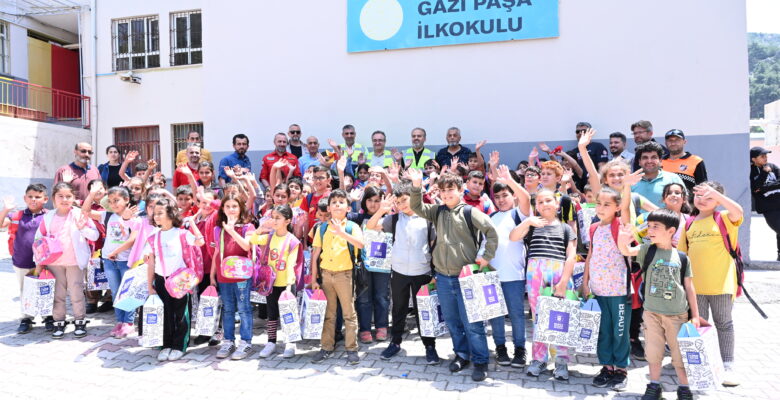 Depremzede çocuklara Bursa morali