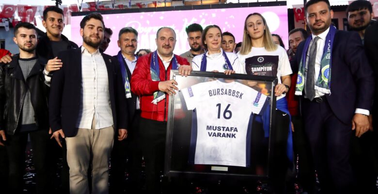 Mudanya’da ‘Poyraz’ coşkuyla esti