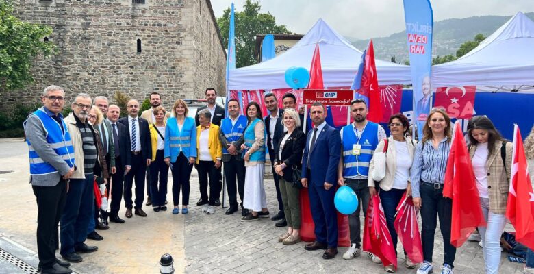 SANEM OKTAR: DEMOKRASİ Mİ? OTOKRASİ Mİ?