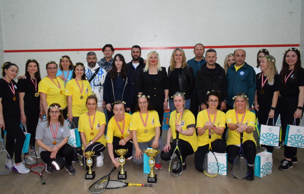 Anneler Squash Turnuvası’nda buluştu