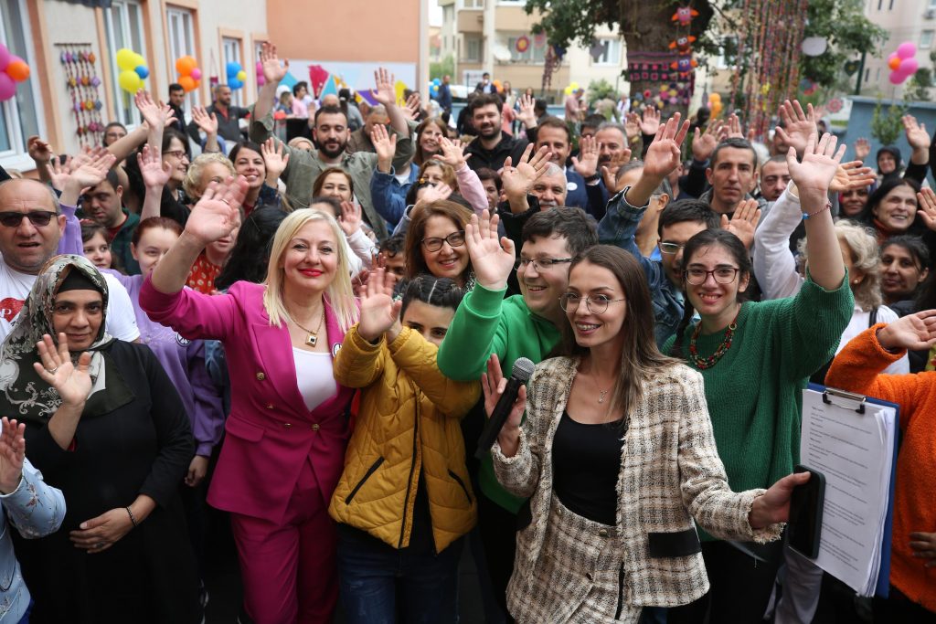 Bizim Ev katılımcıları baharı şenlikle karşıladı