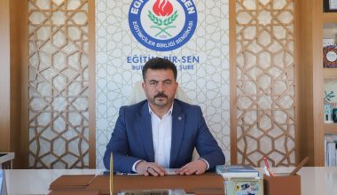 BAŞKAN ACAR, “BÜTÜNLÜĞÜMÜZÜ BOZMAK İSTEYENLERİN İLK HEDEFİ ANNELER OLMAKTADIR”