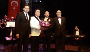   DİNLEYİCİLERDEN TAM NOT ALDILAR…