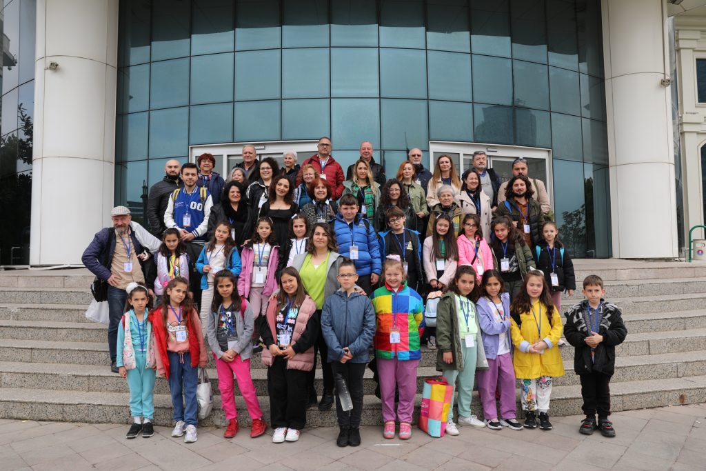 MUDANYA BELEDİYESİ ÇOKSESLİ KOROSU ÖDÜLLE DÖNDÜ