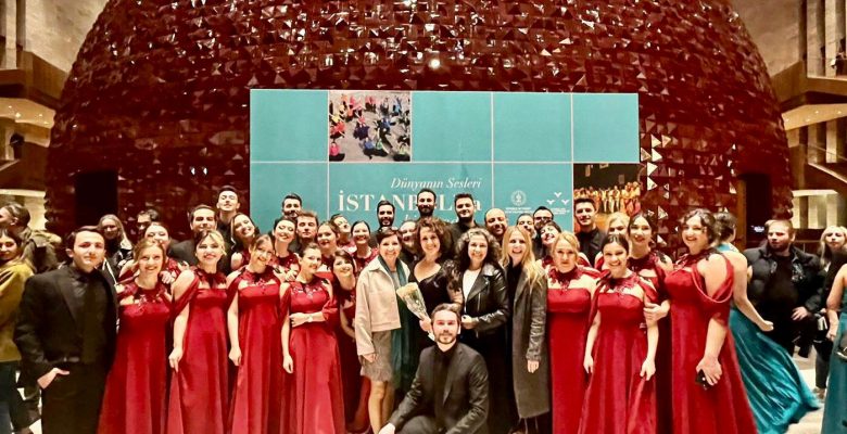 Nilüfer Çoksesli Koro dünyaca ünlü korolarla aynı sahnede