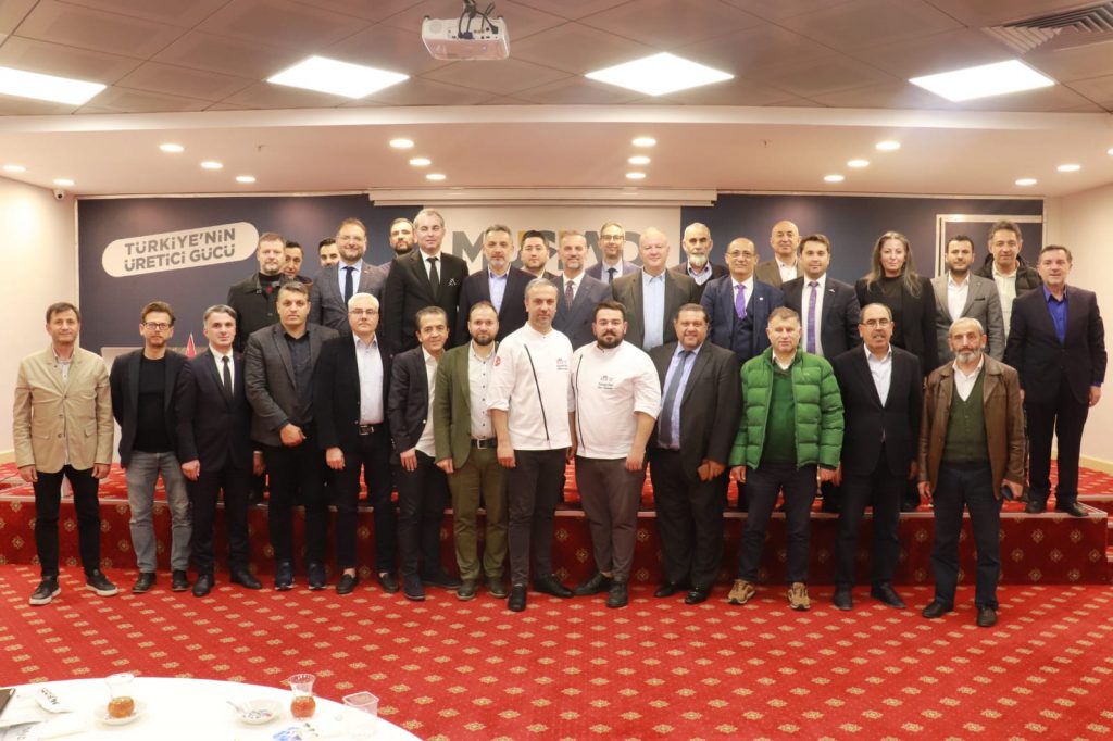 “BURSA TURİZM POTANSİYELİYLE 25 MİLYON İNSANA HİTAP EDİYOR”