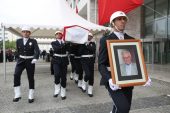 Özer, son yolculuğuna uğurlandı