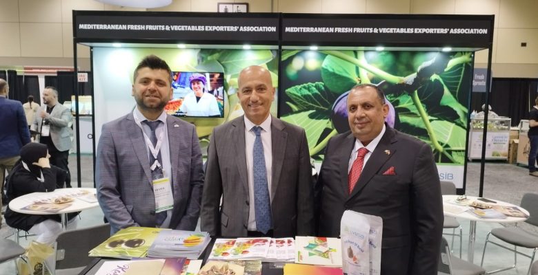 Yaş Meyve Sebzecilerin Kanada çıkarması