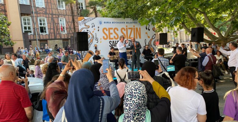 Müzik Günü’nde mikrofon Bursalılarda