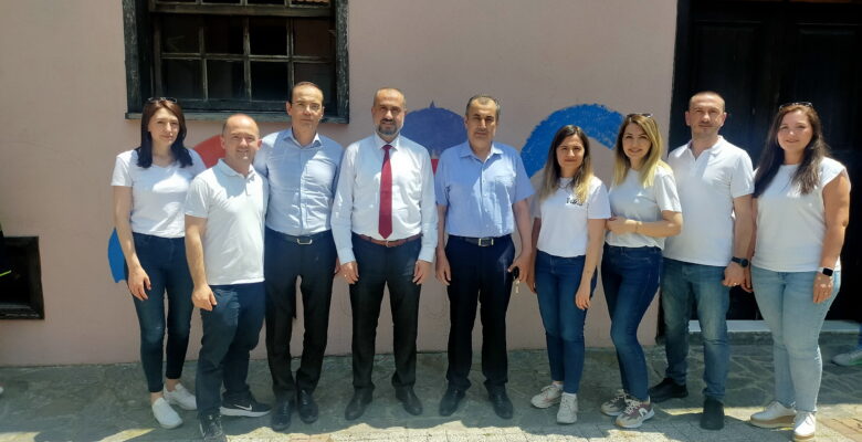 Duvarlar, ‘bağımlılıkla mücadele’ için boyandı