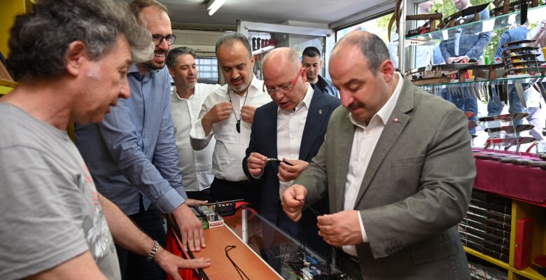 Bıçakçılarda bayram telaşı