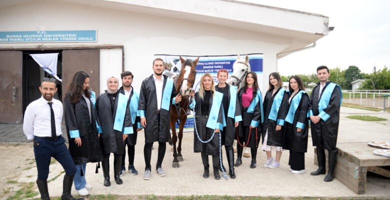 BUÜ’de mezuniyet törenleri başladı