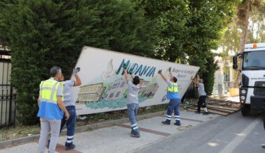 Bilboard Sökülmesine Mudanya Belediyesinden Tepki