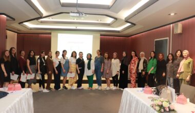 HAYAT HASTANESİ ANNE ADAYLARINI BİLGİLENDİRMEYİ SÜRDÜRÜYOR…