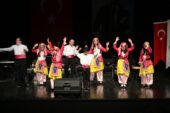 Bizim Ev katılımcılarından renkli gösteri