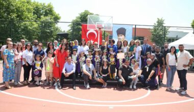 Miniklerin ilk mezuniyet heyecanı