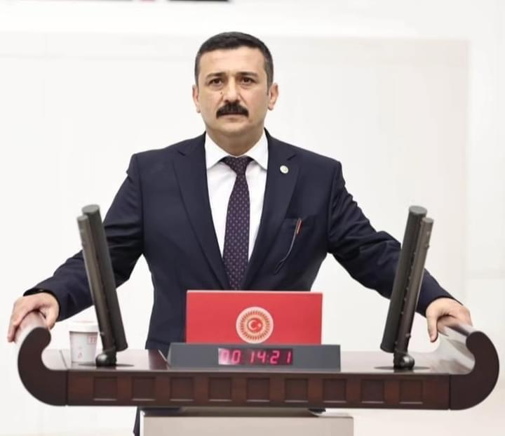 İLK SORU ÖNERGESİNİ VERDİ; TÜRKOĞLU HIZLI BAŞLADI!