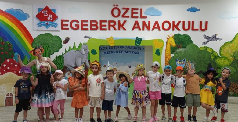 Şapkalarını Konuşturdular