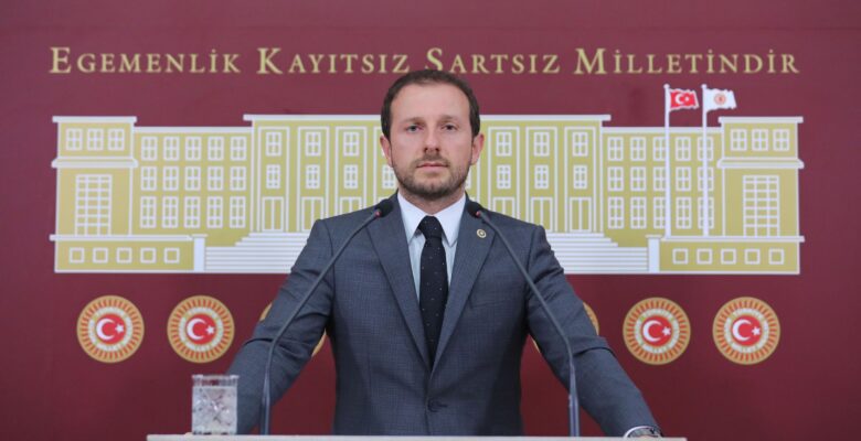 AK PARTİLİ VEKİL KILIÇ TBMM’DE BASIN TOPLANTISI DÜZENLEDİ…