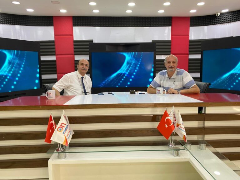 “EMEKLİLER SEYYANEN ZAM BEKLİYOR”