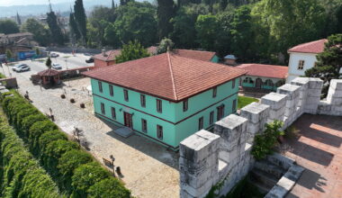 Bursa Mevlevihanesi küllerinden doğdu