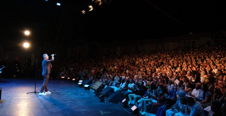 Festivalde Özcan Deniz Coşkusu