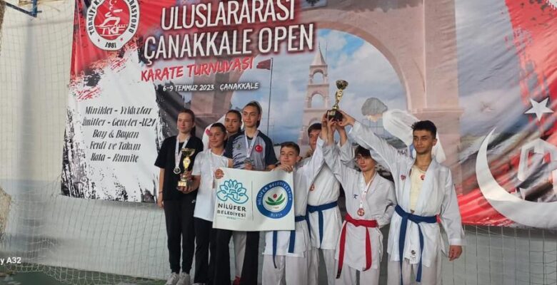 Nilüferli sporcular Karate Turnuvası’ndan ödülle döndü