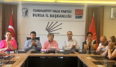 HAREMLİK SELAMLIK KARARINA CHP’Lİ KADINLARDAN TEPKİ