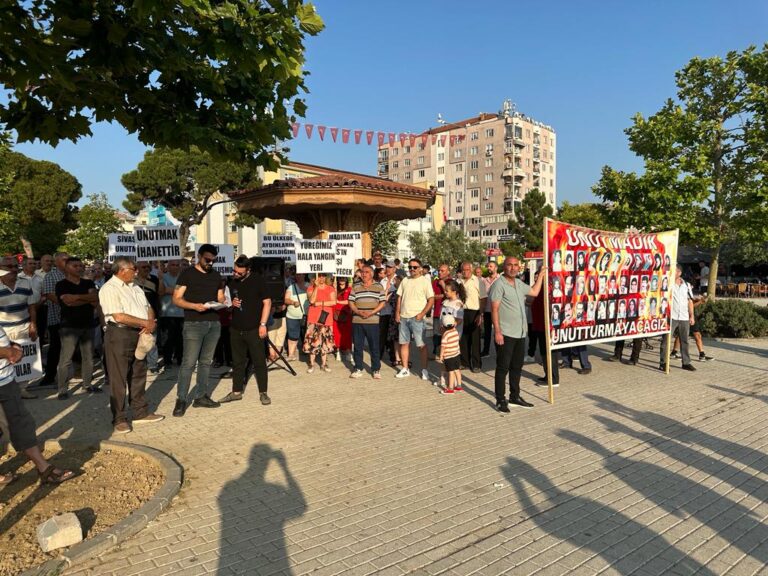 Sivas Katliamında Yaşamını Yitirenler Gemlik’te Anıldı