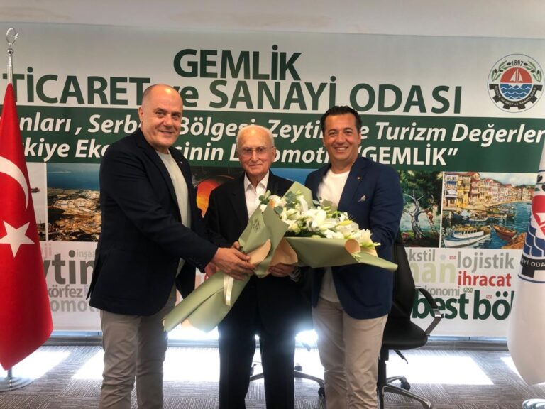 GTSO’dan Akıt’a Şeref Üyeliği Belgesi