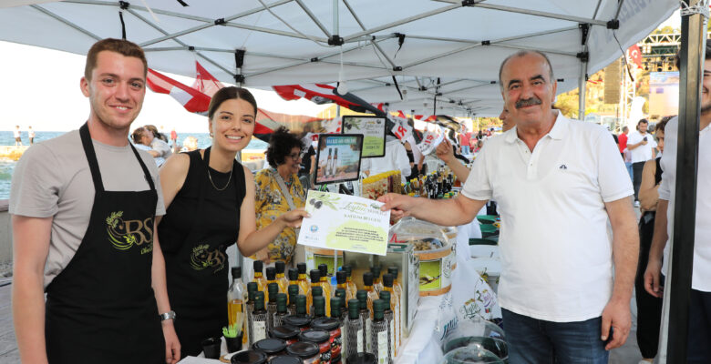 TİRİLYE ZEYTİN ŞENLİĞİ İLE COŞTU