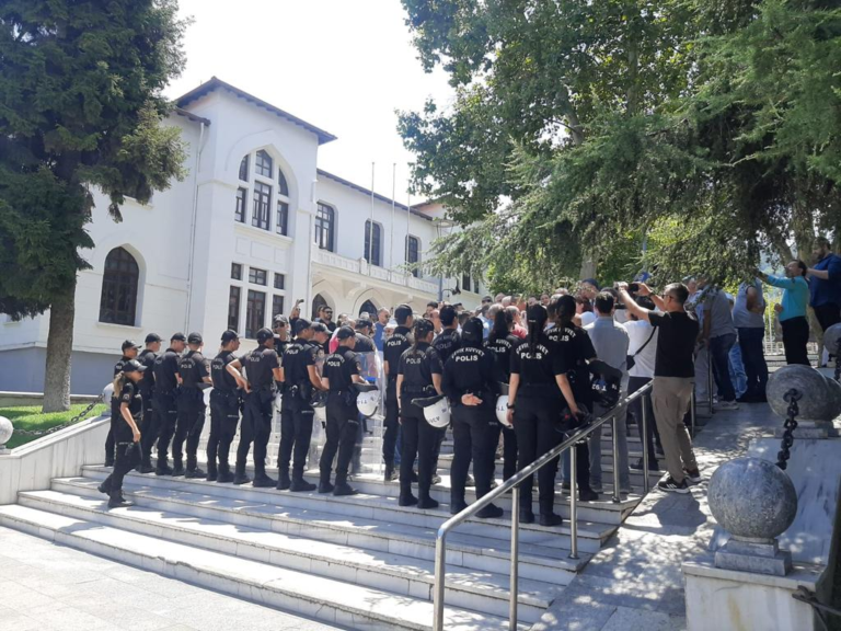 İKTİDAR NE YAPMAK İSTİYOR?