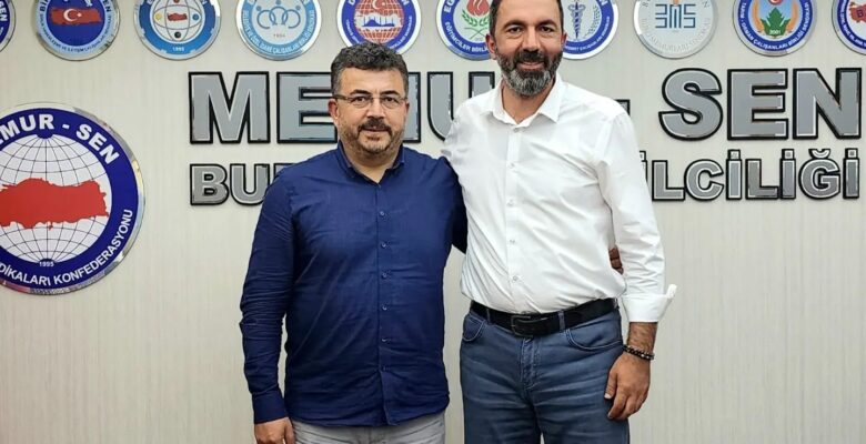 MEMUR-SEN BURSA’DA BAYRAK DEĞİŞİMİ