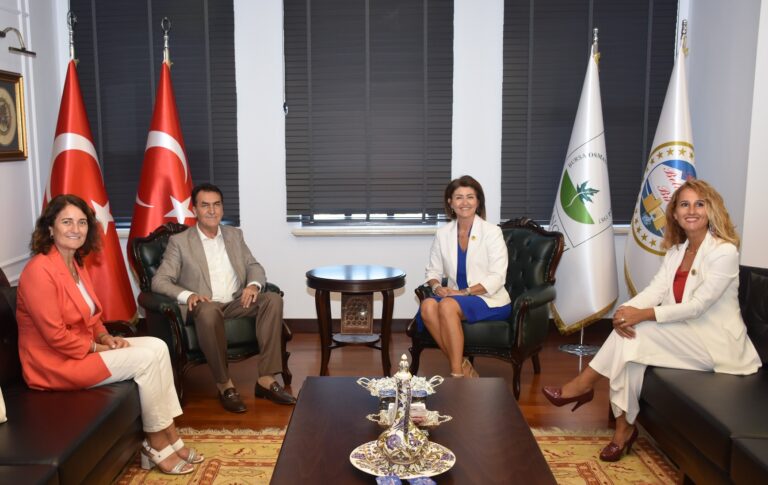 BUİKAD’DAN BAŞKAN DÜNDAR’A ZİYARET