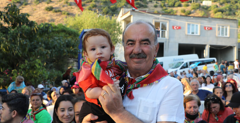 MİRZAOBA YÖRÜK TÜRKMEN ŞENLİĞİ İLE RENKLENDİ