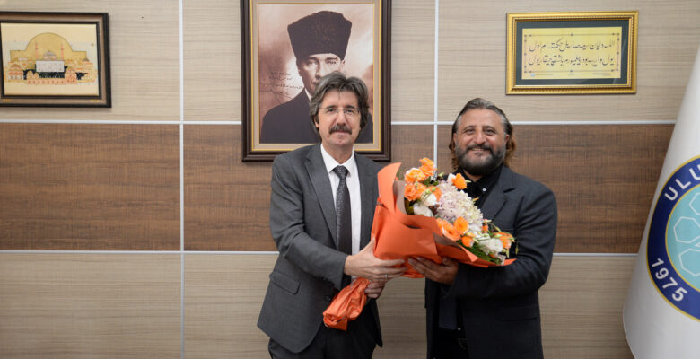İİBF’nin yeni dekanı Prof. Dr. Eryiğit oldu