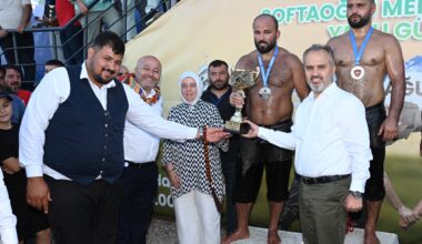 Başpehlivan Serhat Gökmen oldu