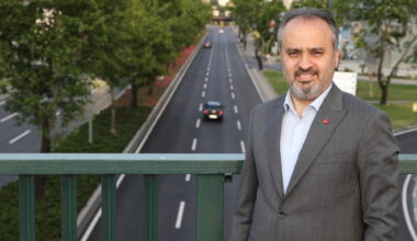 Ankara yolu etap etap yenileniyor