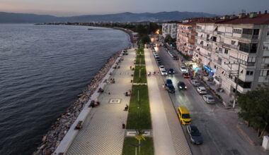 Gemlik Kurşunlu Sahilinde Muhteşem Dönüşüm Gemlik Kurşunlu Sahilinde Muhteşem Dönüşüm