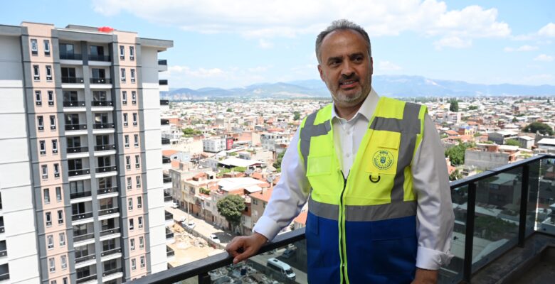 Riskli yapılar kalkıyor, vitrin yenileniyor