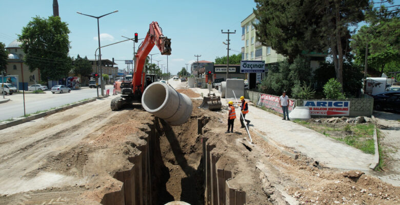 Karacabey’in altı da üstü de yenileniyor