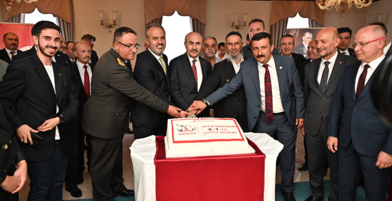 Bursa’da ‘Zafer’ coşkusu