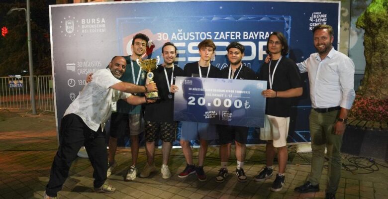 E-Sporda Zafer Bayramı coşkusu